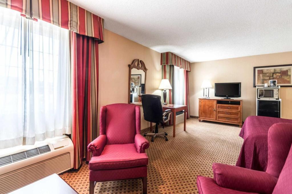 Quality Inn Ripley Exterior photo